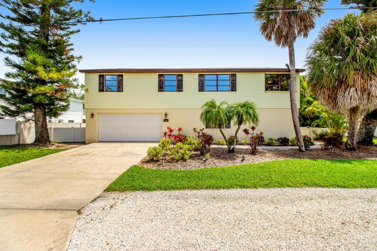 Beach To Bay Getaway Villa Anna Maria Exterior photo